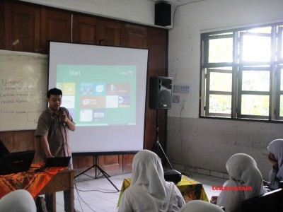 Workshop Cloud Computing SMK IT TKJ Panca Budi Medan (5)