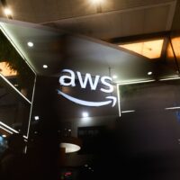Blunder AWS: Tagihan Pelanggan Melejit ke Triliunan Rupiah!
